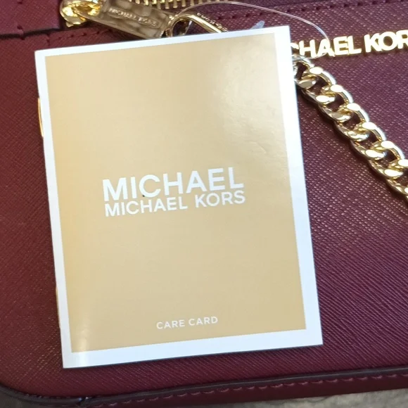 MICHAEL KORS Jet Set Large Saffiano Leather Crossbody Bag - Picture 9 of 10